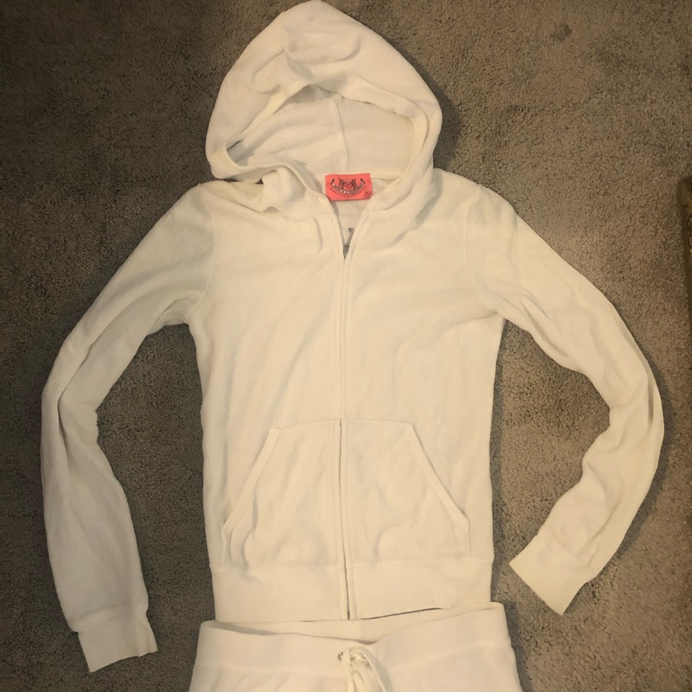 White Juicy Couture Outfit
